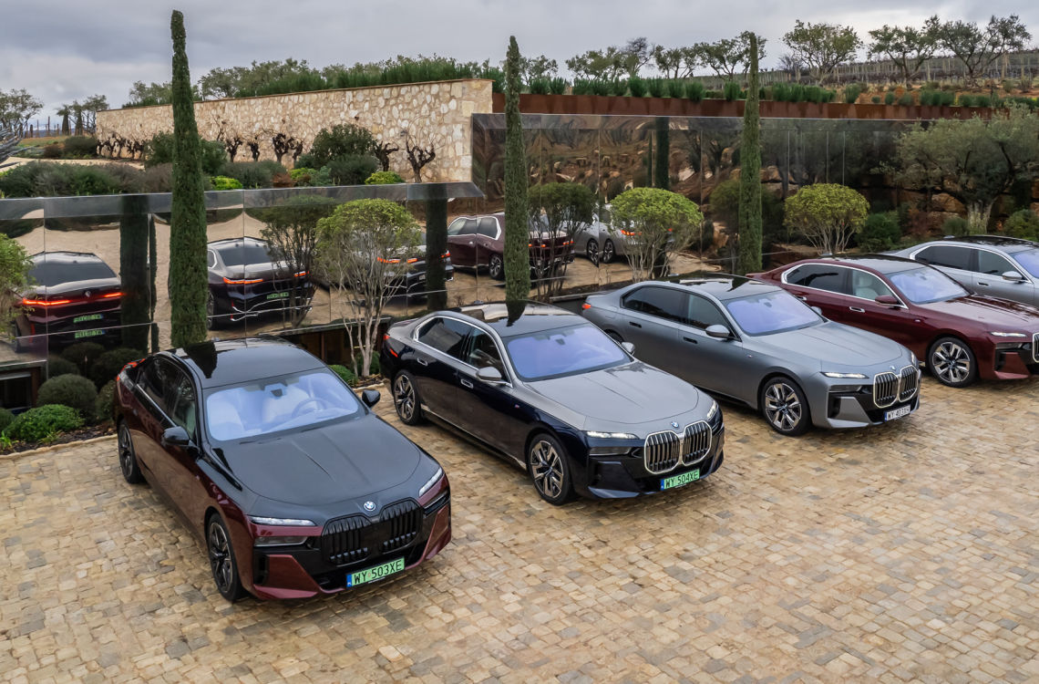 BMW 740d (diesel) kontra hybryda M760e. Test