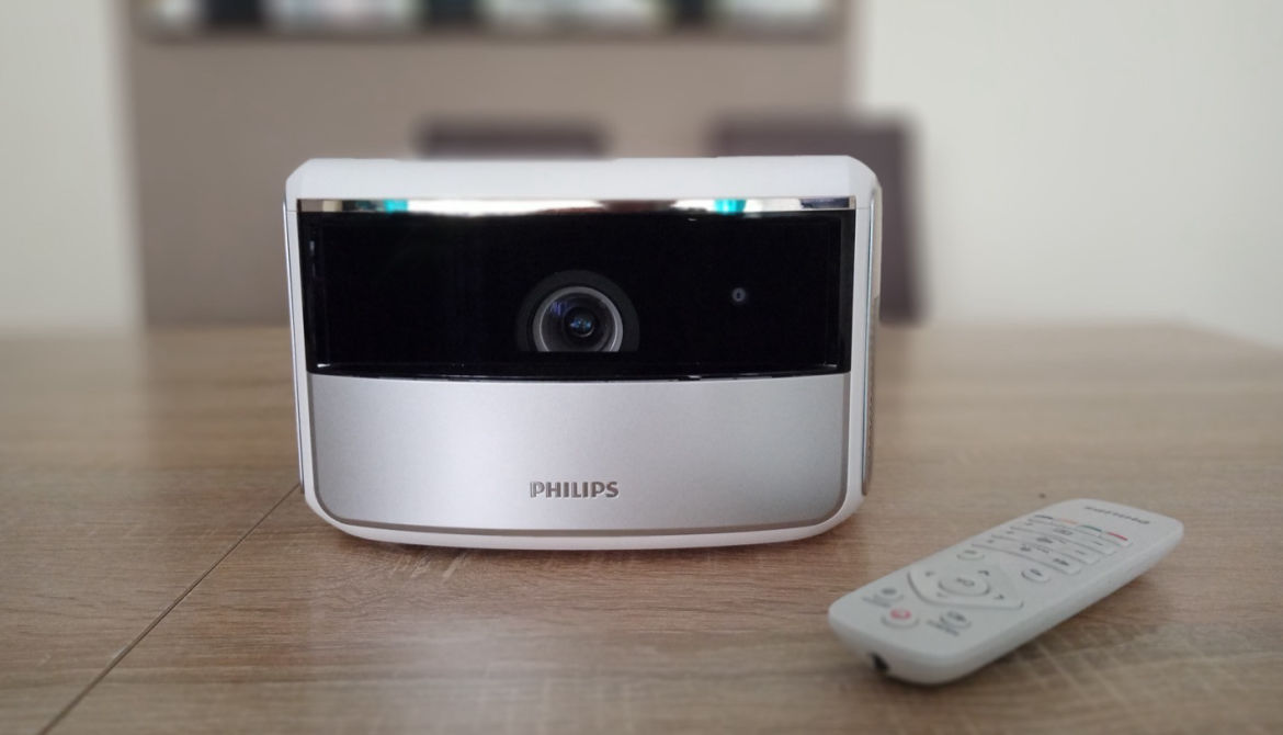 Philips Screeneo S6 - kino 4K w domu, kino na działce