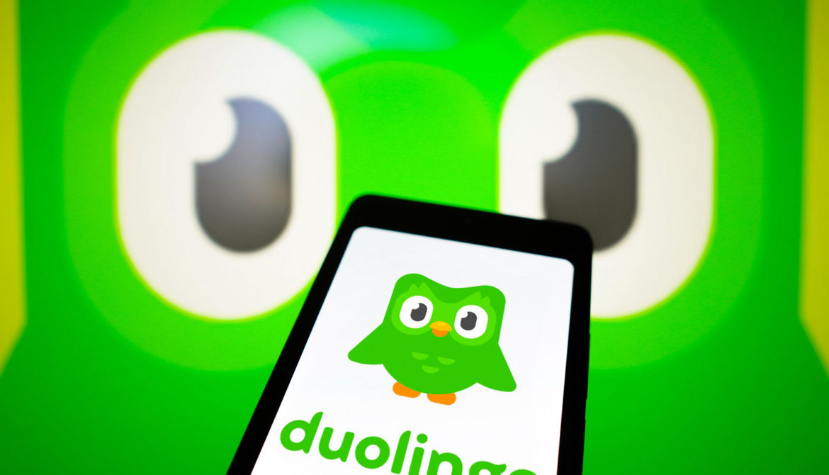 Użytkownicy Duolingo masowo uczą się tego języka. Powód jest kuriozalny