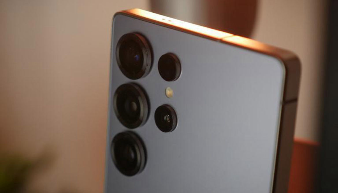 Wielka wpadka Samsunga. Użytkownicy flagowego smartfona zgłaszają żenujący problem