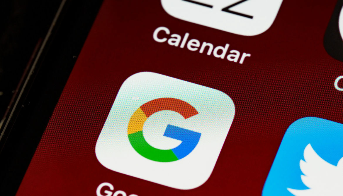 Google wyciąga ciężkie działa. Konkurencja może się już pakować do domu