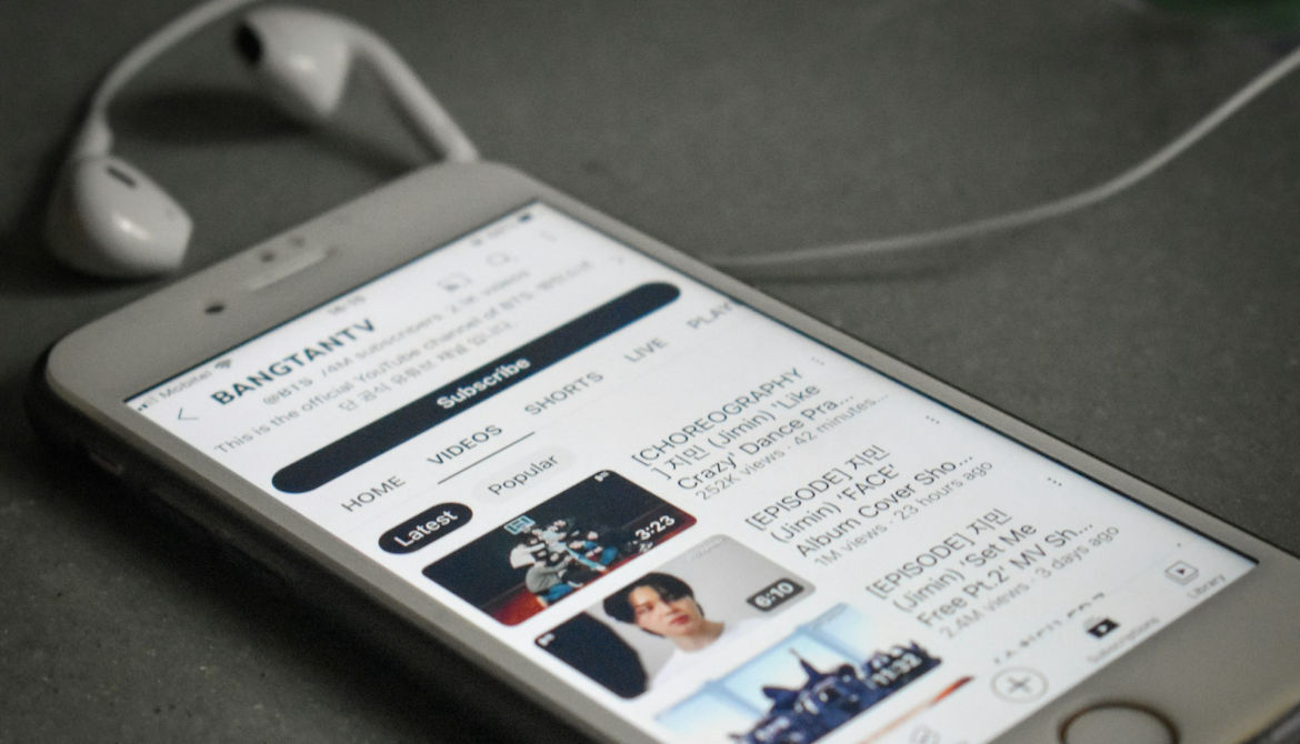 Podoba Ci się muzyka, którą serwuje YouTube? Nie uwierzysz, kto za nią stoi