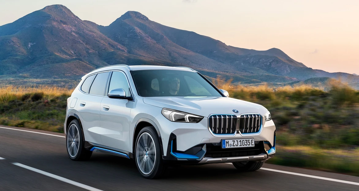 BMW iX1 xDrive30