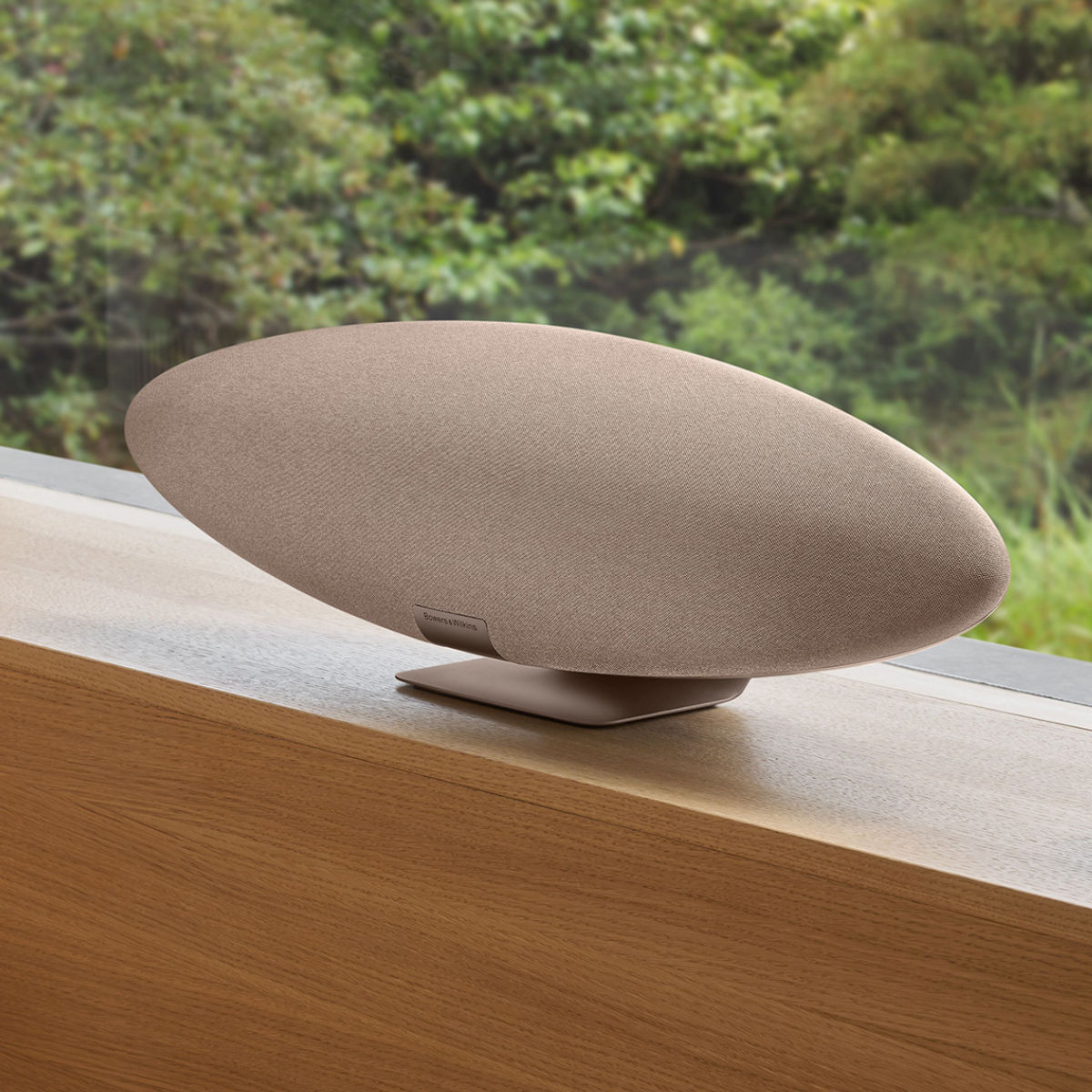 Bowers & Wilkins Zeppelin Pro Edition – 15 lat tradycji w wydaniu