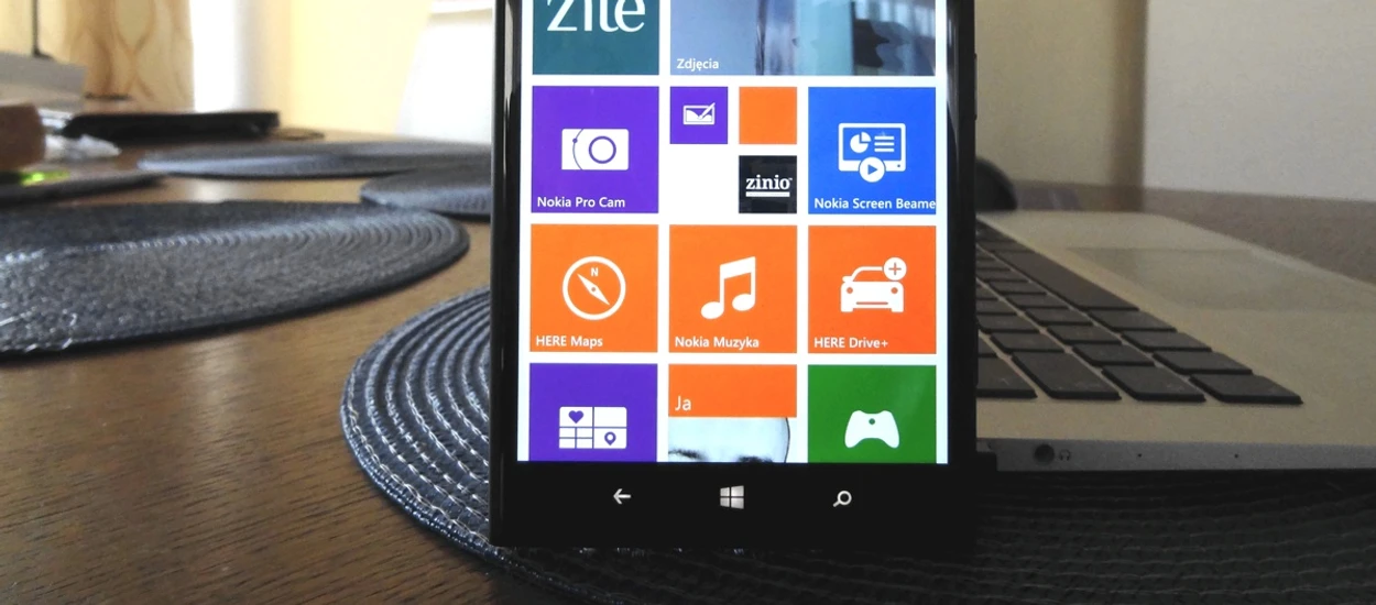 Rozpoczęcie przygody z Windows Phone nie jest tak straszne jak kiedyś. Na przykładzie Nokia Lumia 1520