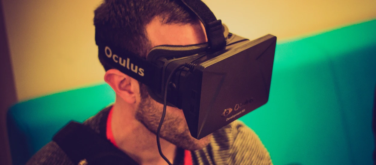 Facebook na zakupach. Po co Markowi Zuckerbergowi Oculus VR?