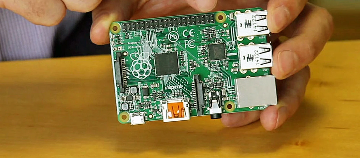 Najfajniejsza malinka na świecie ewoluuje. Poznajcie Raspberry Pi B+