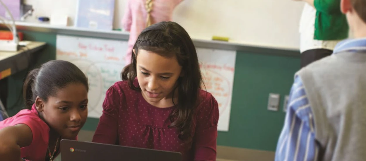 Chromebooki rządzą w edukacji. iPad jest po prostu "zbyt fajny" i za drogi