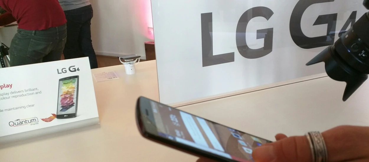 LG G4 - pierwsze wrażenia. To pierwszy, tak dobrze dopasowany do dłoni i przyjemny w dotyku smartfon