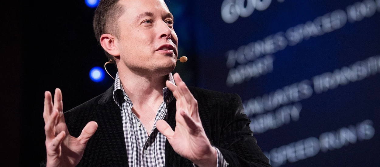 Musk to miliarder, ale sypia w... domu Page'a