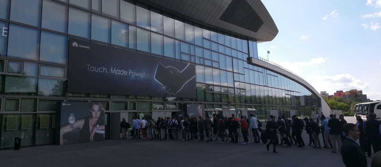 Chciałem zobaczyć Motorolę Moto 360 na targach IFA. I na chęciach się skończyło