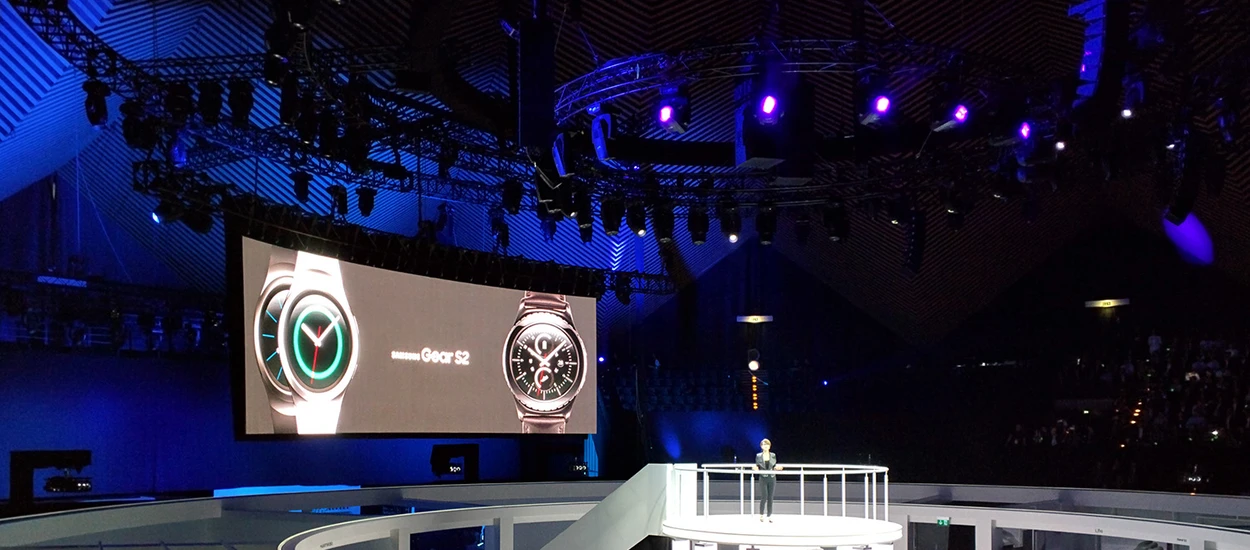 [IFA 2015] Gear S2 sercem inteligentnego domu, pilotem do samochodu i nie tylko. Relacja z konferencji Samsunga