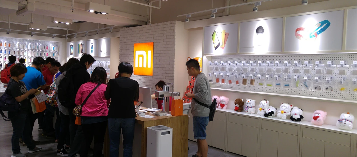 Xiaomi zamarzyło się zostać marką premium. Do wyższych cen dorzucą tysiąc sklepów stacjonarnych