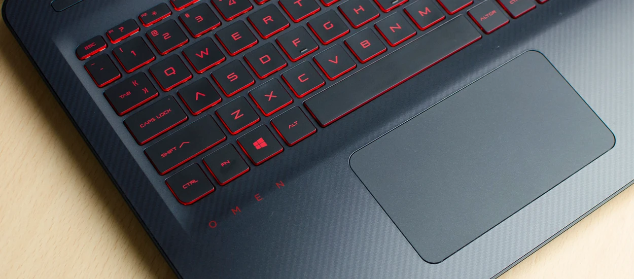 Test HP Omen 15. Trudno o mniejszego i bardziej przystępnego cenowo laptopa do gier