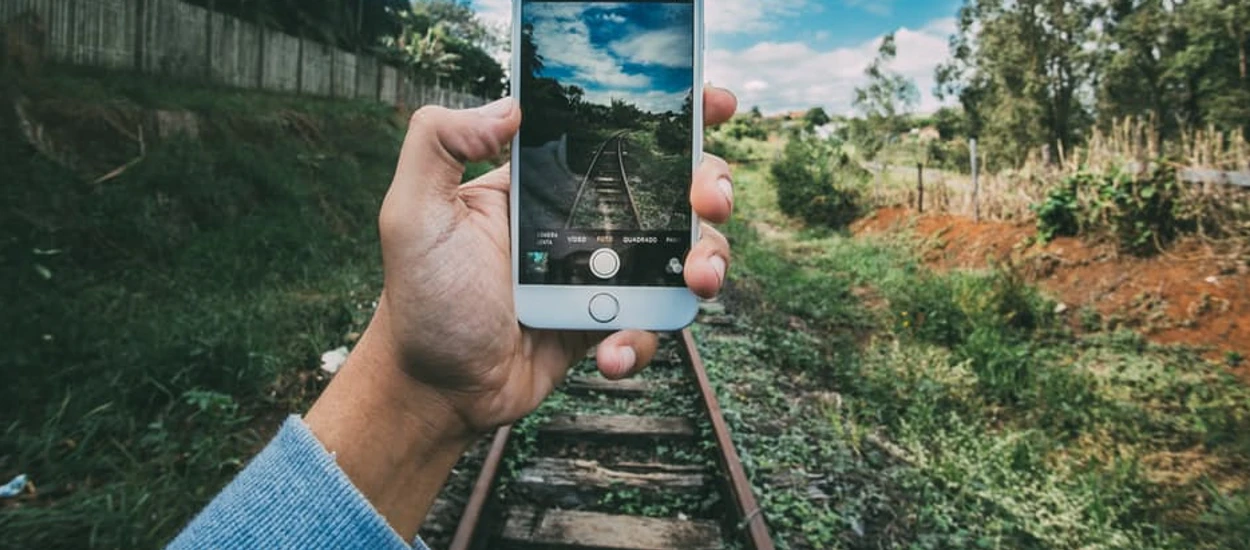 YOSO zamienia smartfon w analogowy aparat fotograficzny. Koniec z pstrykaniem zdjęć bez opamiętania