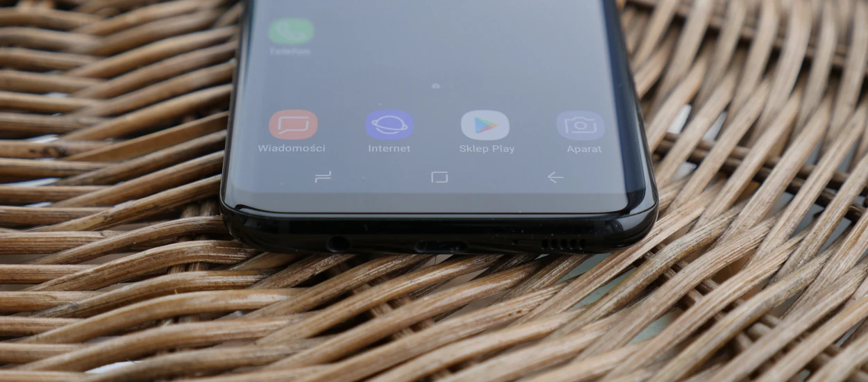 Samsung Galaxy S9 już bez jacka, za to z podwójną kamerką z przodu