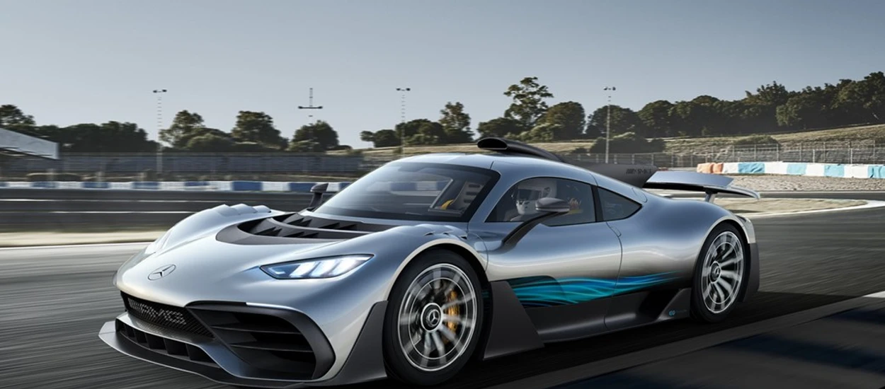 Mercedes-AMG Project One - potwór na czterech kołach. Pod maską tysiąc koni...