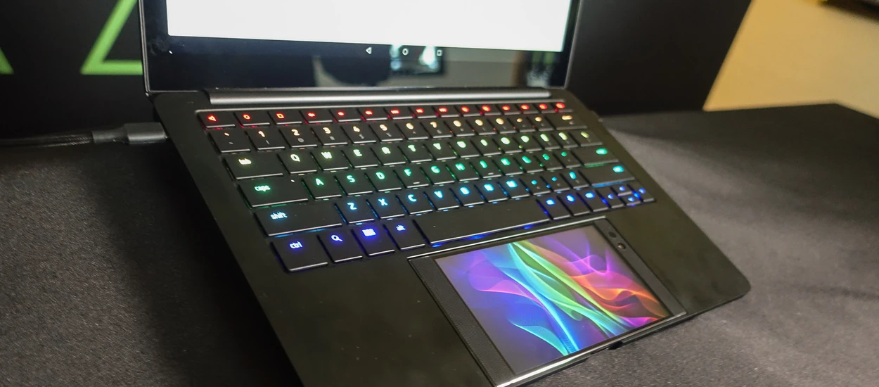 To jakaś magia? Razer zamienia smartfona w laptopa, serio