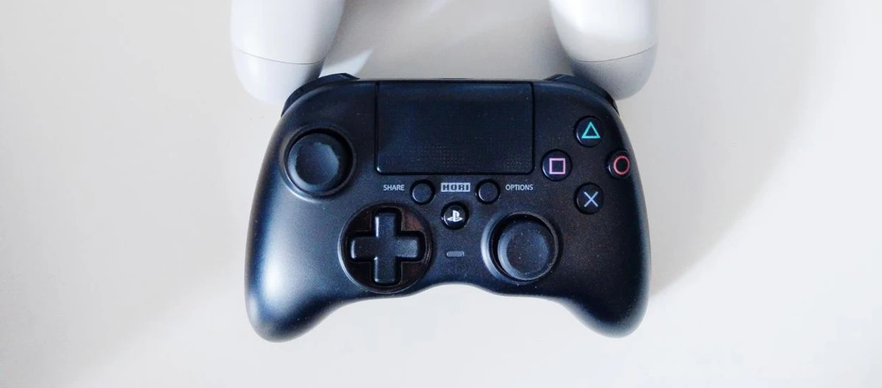 Hori Onyx: kontroler do PS4 który wygląda jak ten od Xboxa. Godny konkurent Dual Shocka?