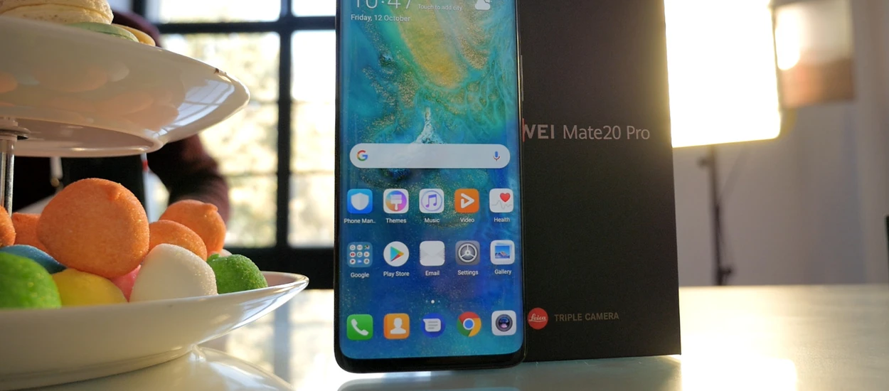 Huawei niczym Apple. Mate 20 Pro "wygina śmiało ciało"