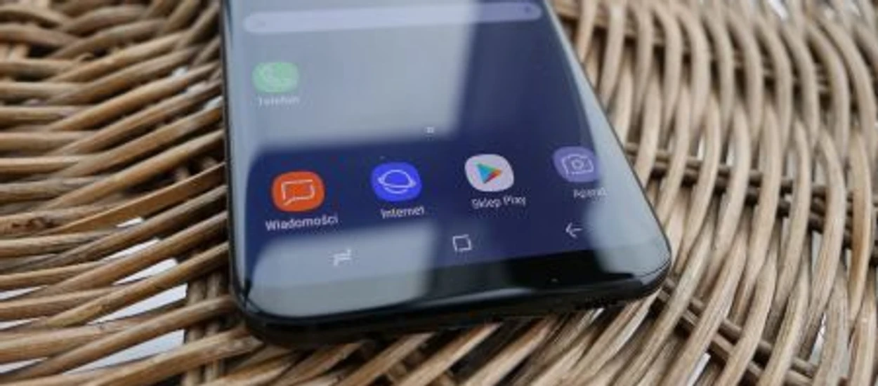 Play już dziś zaczyna  Black Week - Samsung Galaxy S8 prawie tysiąc zł taniej. Sprawdzamy!