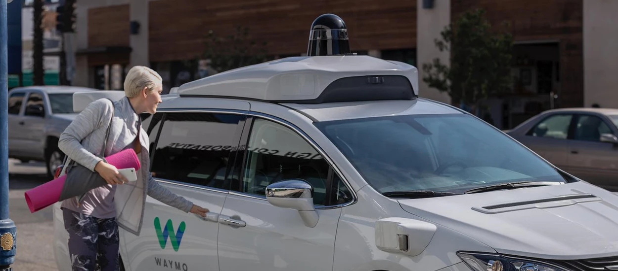 Waymo One startuje. Autonomiczne taksówki wyjechały na ulice Phoenix w USA