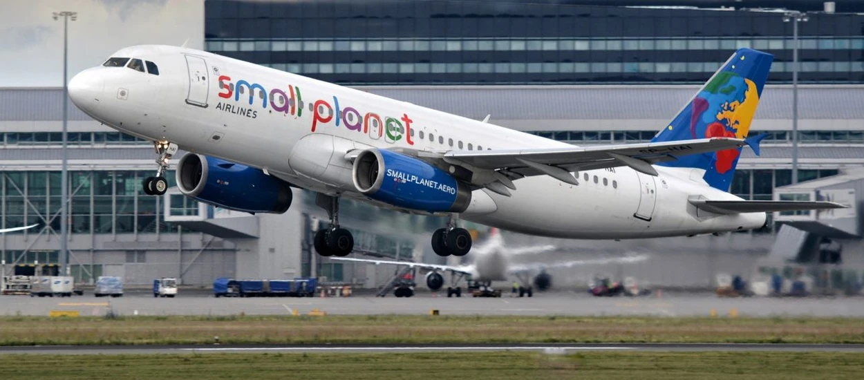 Od bohatera do zera w mniej niż rok. Upadek Small Planet Airlines - króla czarterów