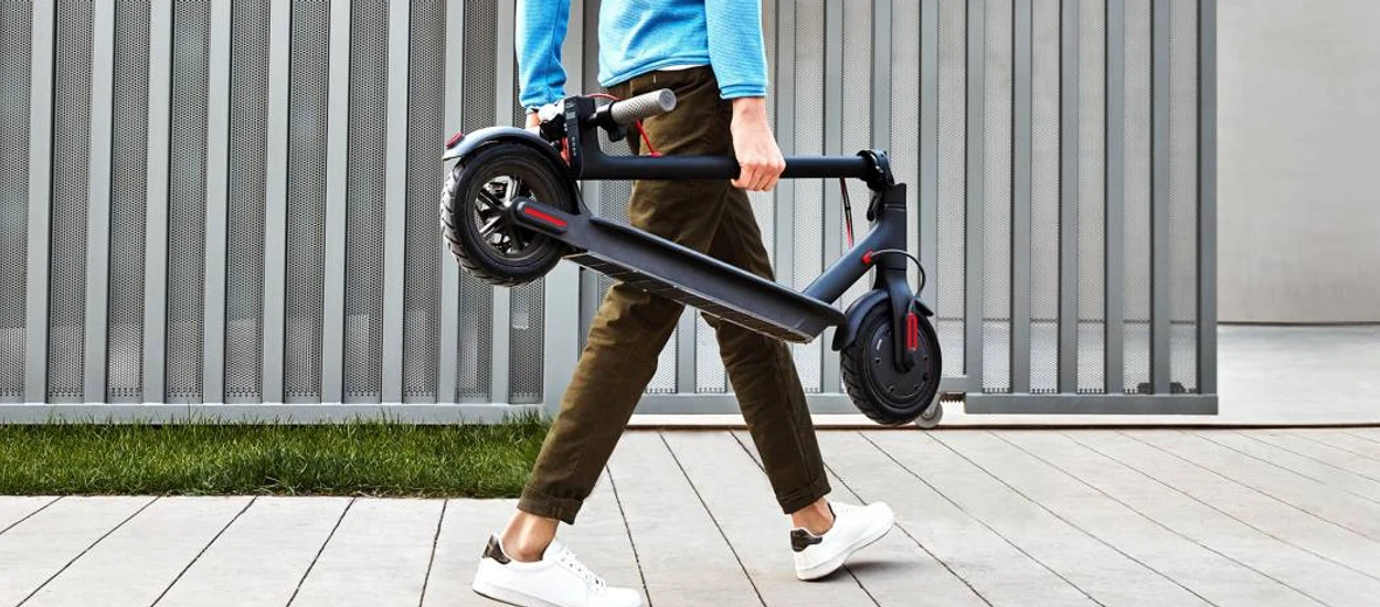 Zimą może nie pojeździsz, ale kupisz w promocji. Xiaomi Mija Scooter za 1393 zł