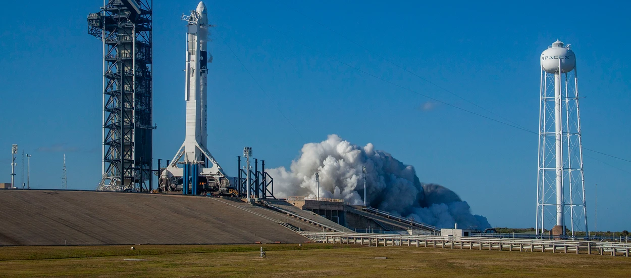 Mur Trumpa ma przechodzić przez środek wyrzutni rakiet SpaceX w Boca Chica