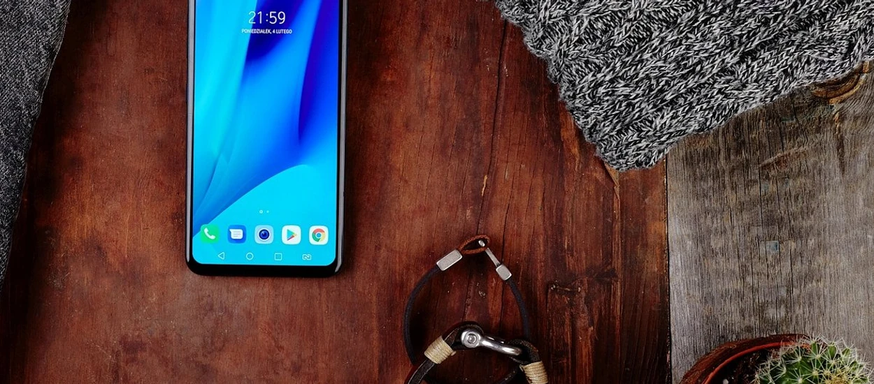 Nie wiesz co kupić najpierw: smartfon czy telewizor? Promocja LG V40 rozwiąże Twój problem