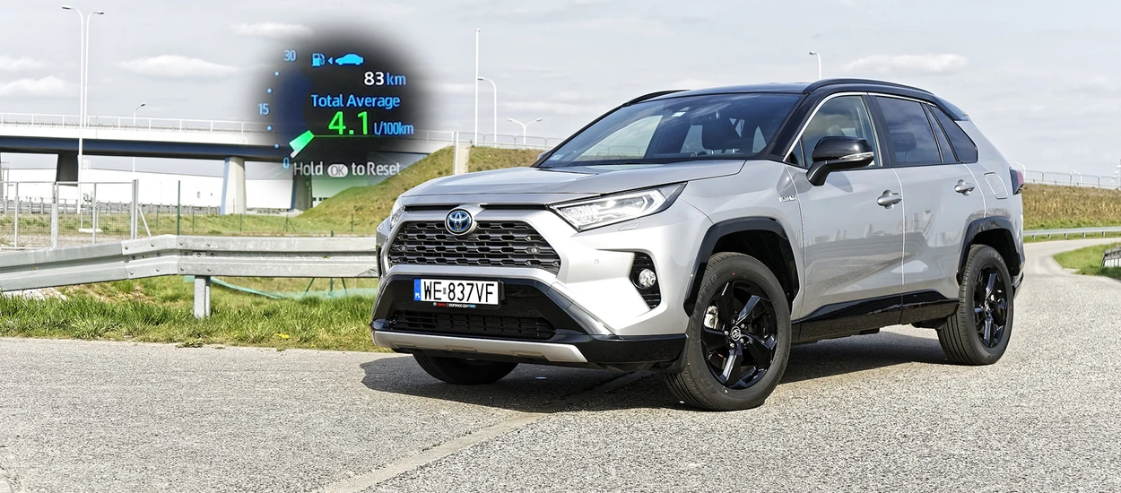 Toyota RAV4 Hybrid lepsza od diesla? Zużycie paliwa w mieście i w trasie (w tym autostrada)