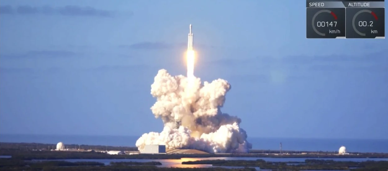 Oglądaj pierwszy komercyjny lot SpaceX Falcon Heavy z satelitą Arabsat 6A