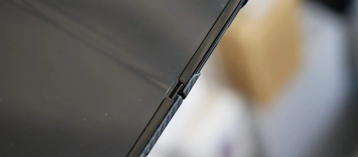 Źle zaprojektowane zawiasy przyczyną problemów Samsunga Galaxy Fold. Wyzwanie przed firmą