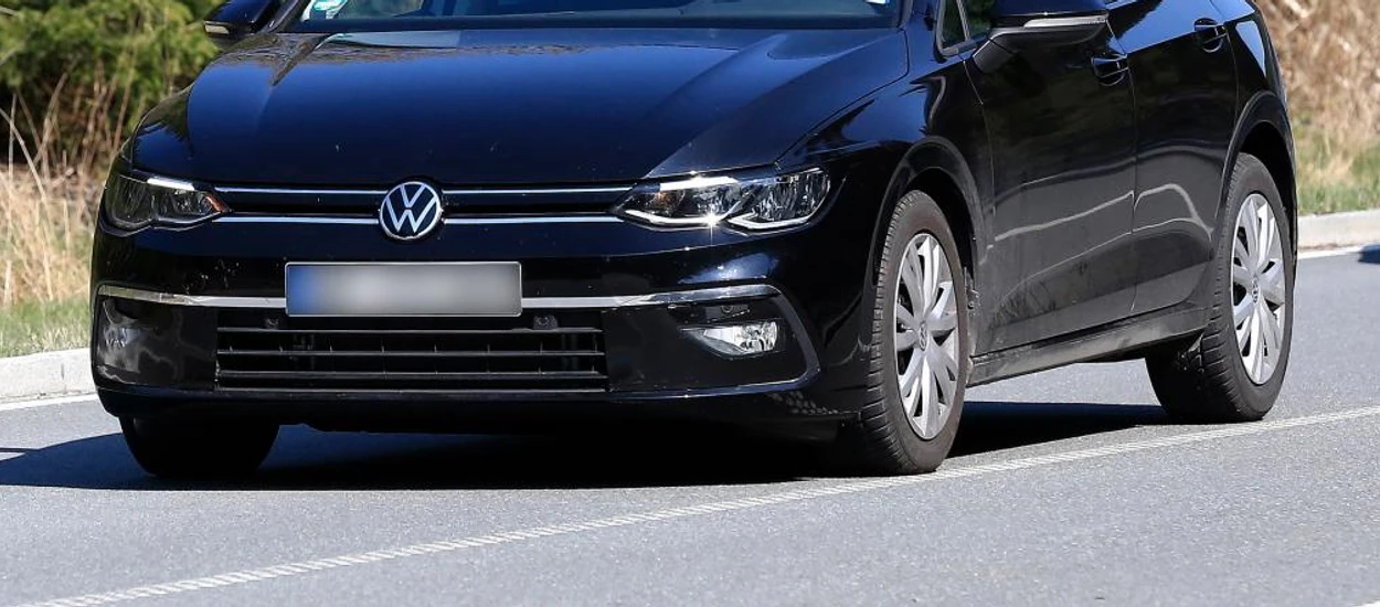 Volkswagen prezentuje szkic kokpitu Golfa 8. generacji, wreszcie jest nowocześnie