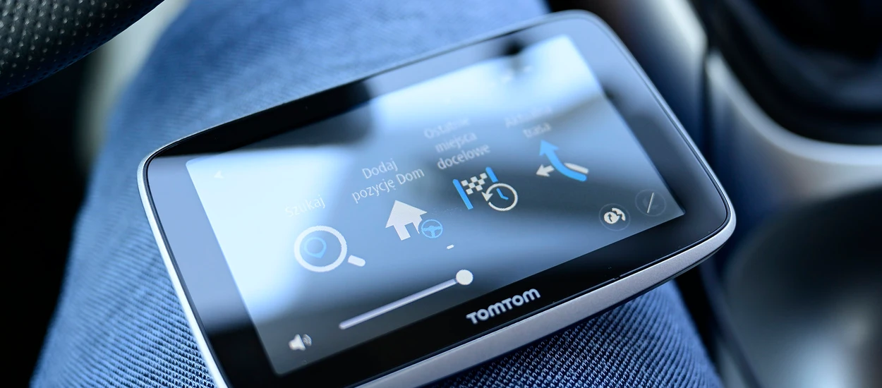 Recenzja TomTom GO Premium. Lepsza nawigacja GPS czy Google Maps?