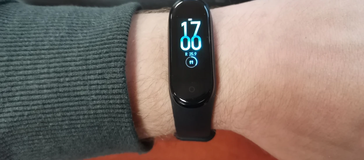 Xiaomi Mi Band 4 - Świetna opaska dla leniwego człowieka