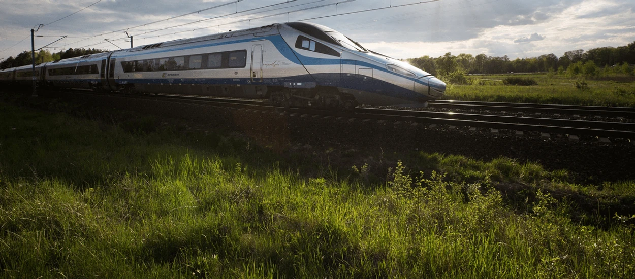 Już 0,5 mln osób skorzystało z dostępu do WiFi w Pendolino. Brakuje go jeszcze tylko w 3 składach