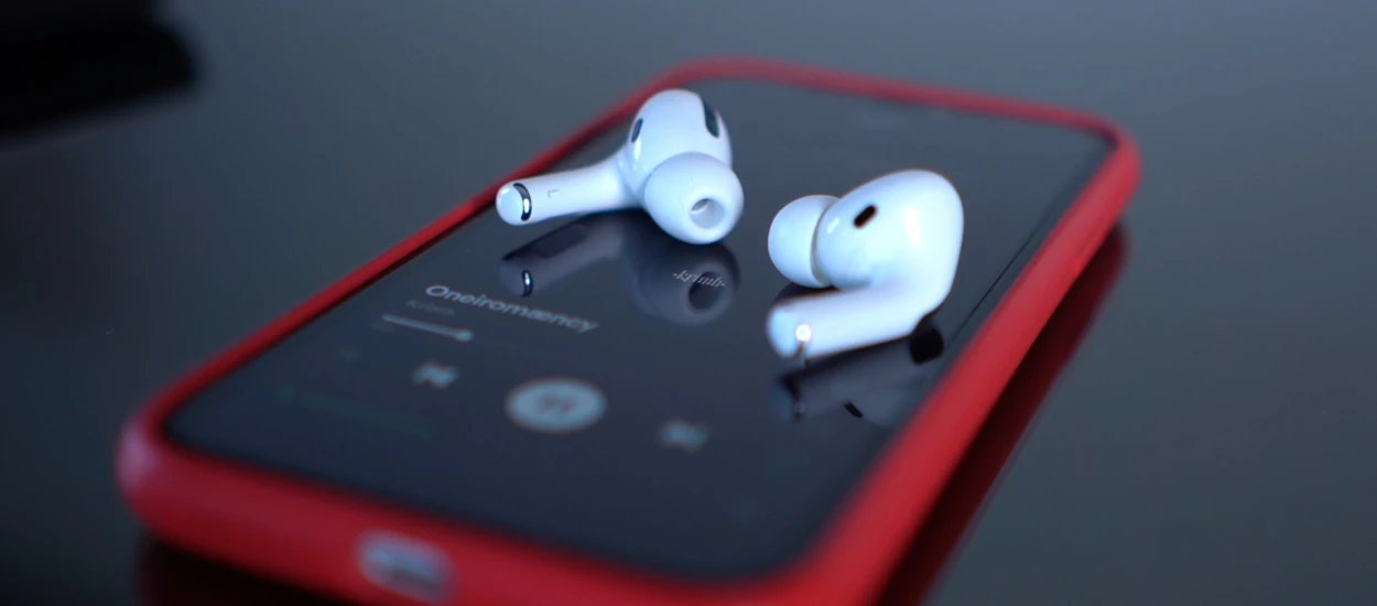 AirPods Pro Lite: jeżeli tańsze słuchawki od Apple faktycznie trafią na rynek, będą murowanym hitem