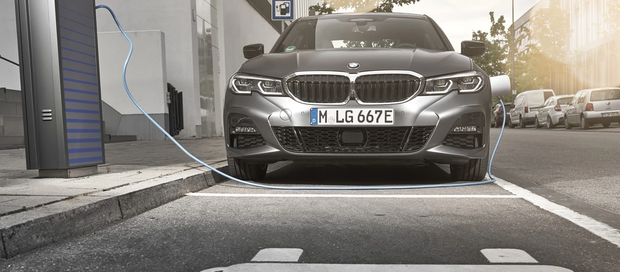 Hybrydy Plug-In i auta elektryczne to jedyna słuszna opcja? BMW: u nas masz wybór