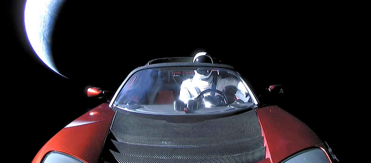 Tesla Roadster Elona Muska w kosmosie: Starman ma teraz NIESAMOWITE widoki