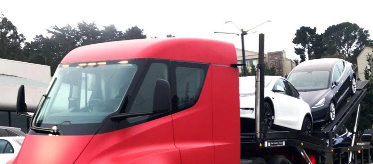 Tesla Semi na ostatniej prostej? Już rozwozi osobowych „braci”..