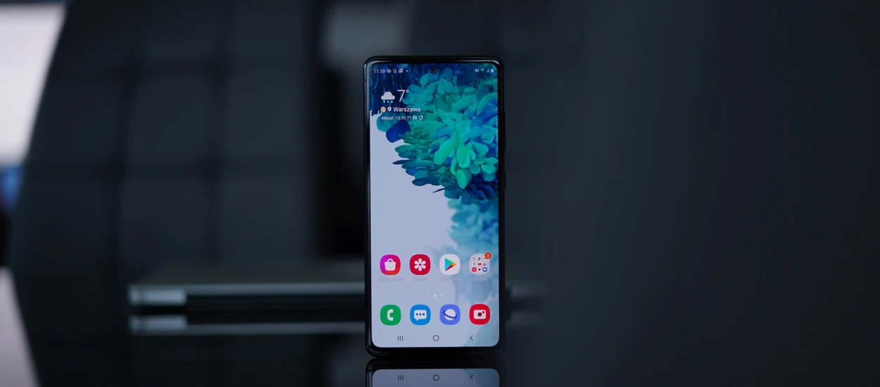 Albo Exynos się przegrzewa, albo są problemy z ekranem. Tym razem Samsung Galaxy S20 FE nie ma szczęścia