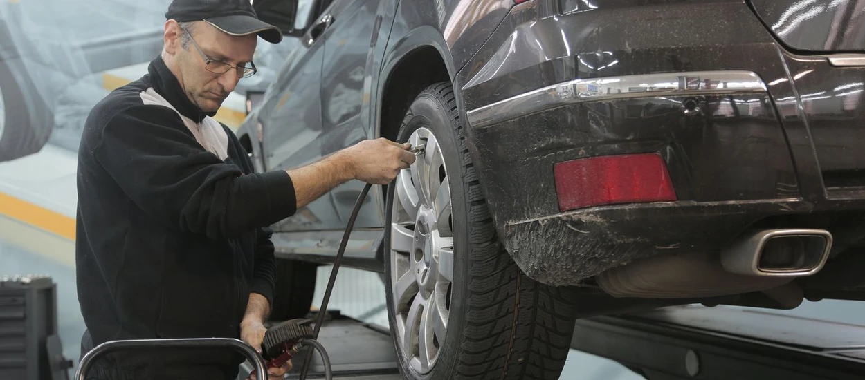 Zmieniają się przeglądy techniczne, diagnosta nie tylko sprawdzi ale też sfotografuje auto