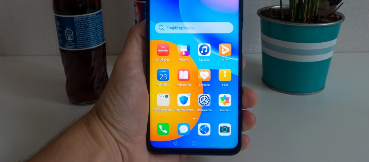 Nie odróżniłbym od reszty, gdyby nie brak ulubionych aplikacji. Huawei P Smart 2021 - recenzja