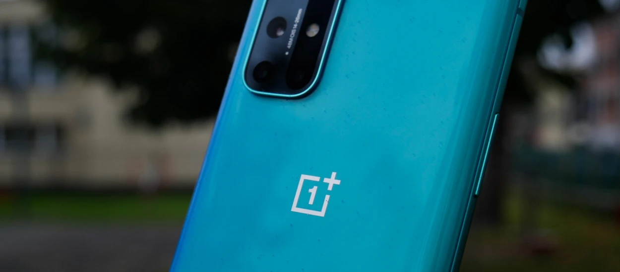 Recenzja OnePlus 8T. Chińczycy prężą muskuły