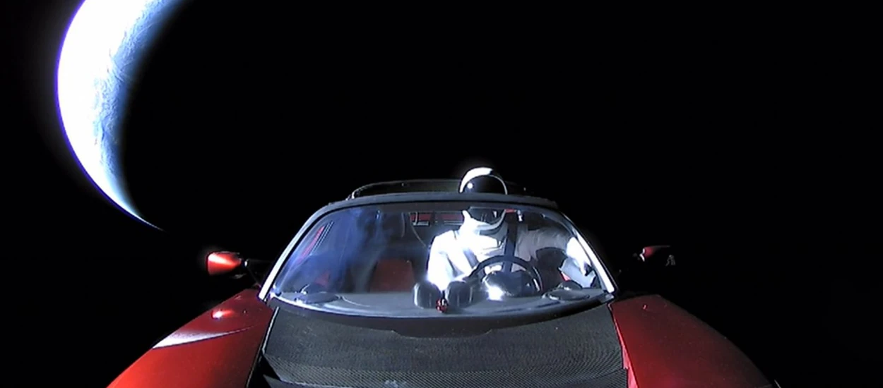 Tesla Roadster się spóźni, ale na pocieszenie dostanie napęd rakietowy