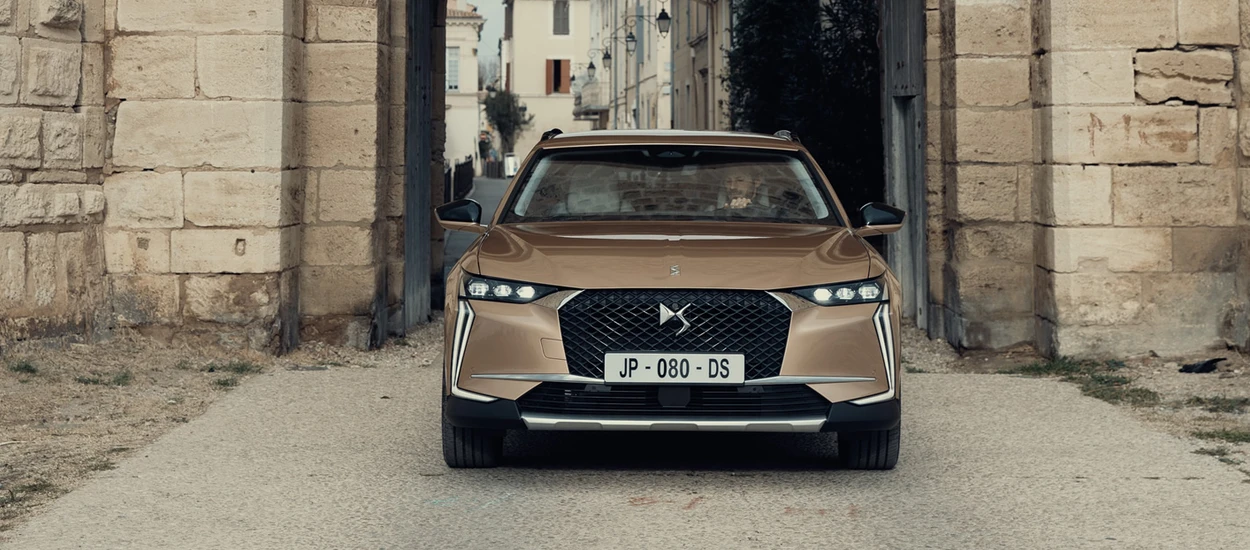 DS 4 – SUV coupé z segmentu C premium. Premiera i kilka nowości