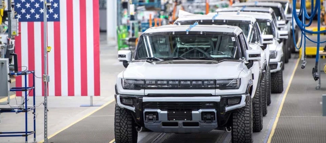 Tesla Cybertruck ostatnia na imprezie, Hummer EV już u pierwszych klientów