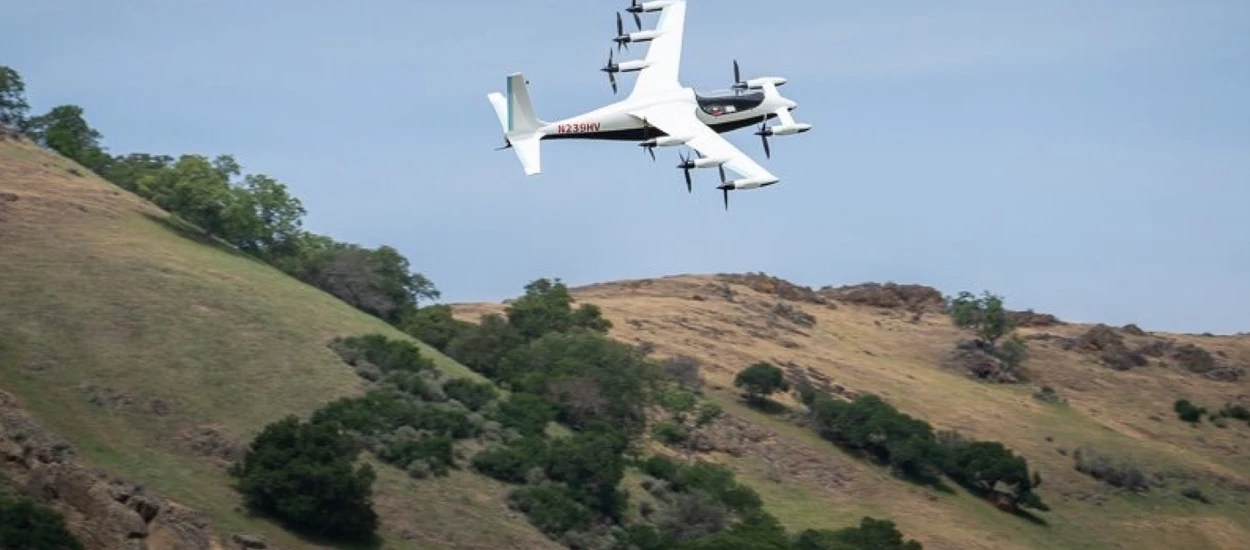 Wygląda jak zabawka, testuje go wojsko - ultralekki eVTOL Kitty Hawk