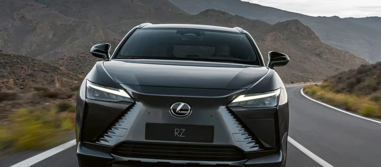 Lexus RZ 450e - lepiej późno niż wcale, ale czy warto?